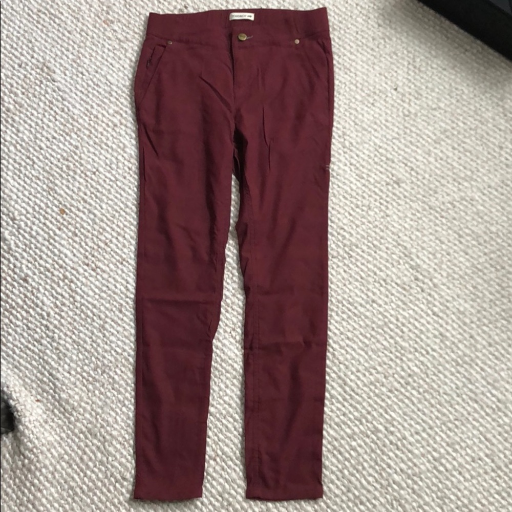 Toad & Co Women’s Burgundy Hiking Pant (size 4)